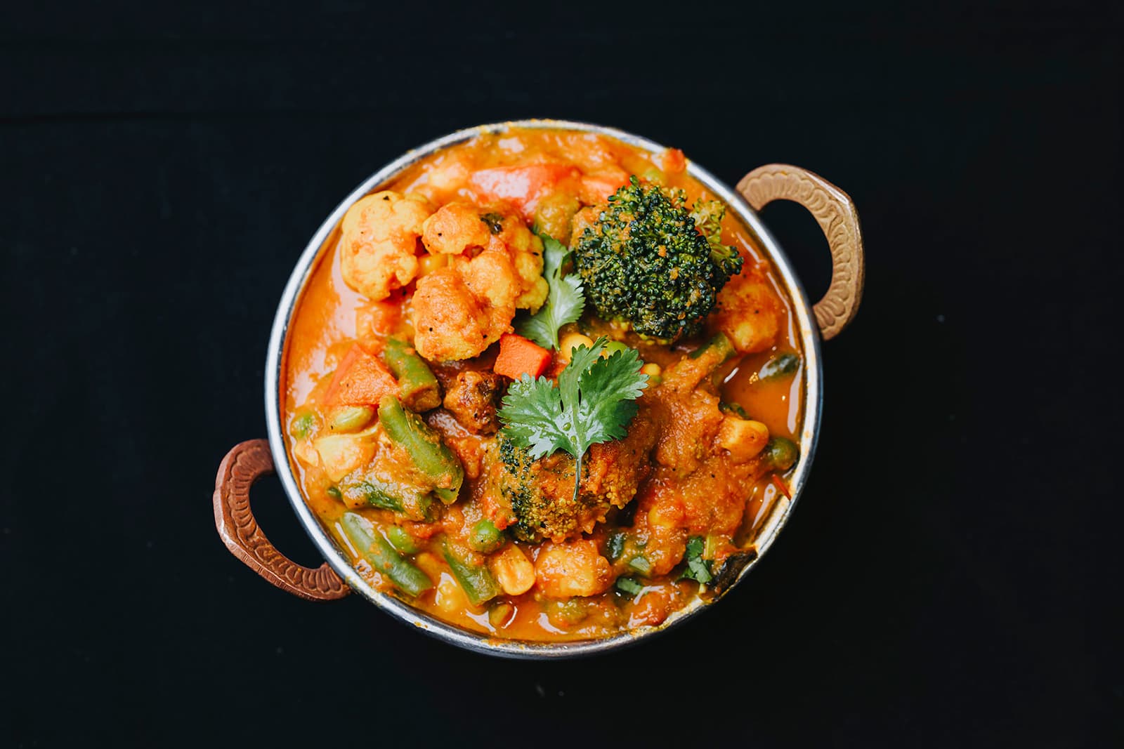 Free Veg Curry on orders of $95+